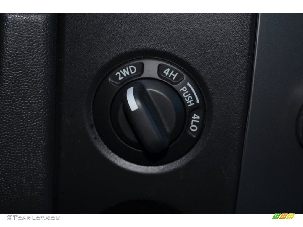 2010 Nissan Titan SE Heavy Metal Chrome Edition Crew Cab 4x4 Controls Photo #79175087