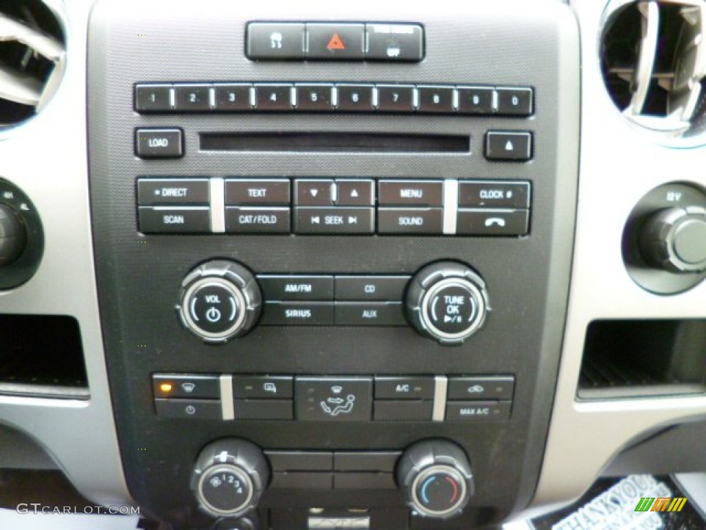 2010 F150 XLT SuperCrew 4x4 - Ingot Silver Metallic / Medium Stone photo #19