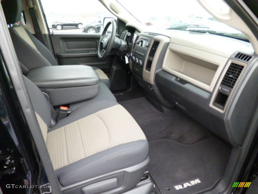 2012 Ram 1500 ST Quad Cab 4x4 - Black / Dark Slate Gray/Medium Graystone photo #10