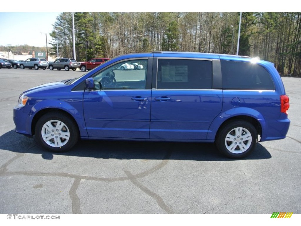 Blue Streak Pearl 2013 Dodge Grand Caravan Crew Exterior Photo #79182536