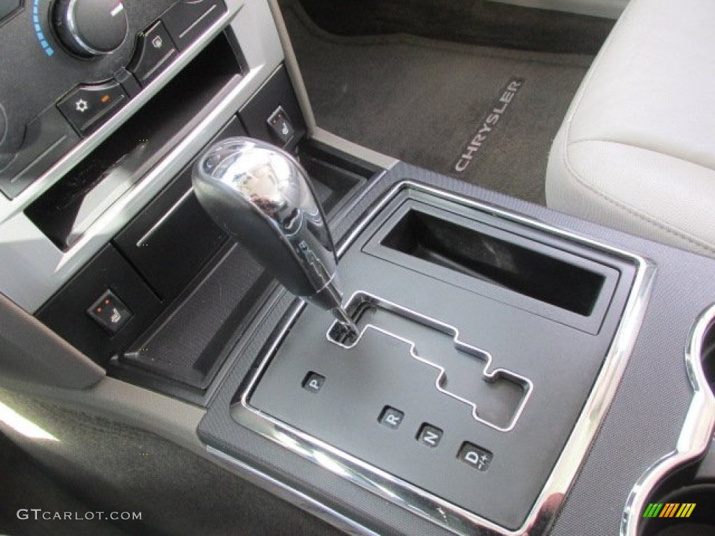 2008 Chrysler 300 Touring AWD 5 Speed Automatic Transmission Photo #79183157
