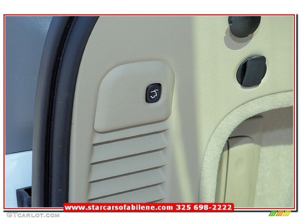 2014 Grand Cherokee Overland 4x4 - Bright White / Overland Nepal Jeep Brown Light Frost photo #27