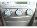 Super White - Camry LE Photo No. 18