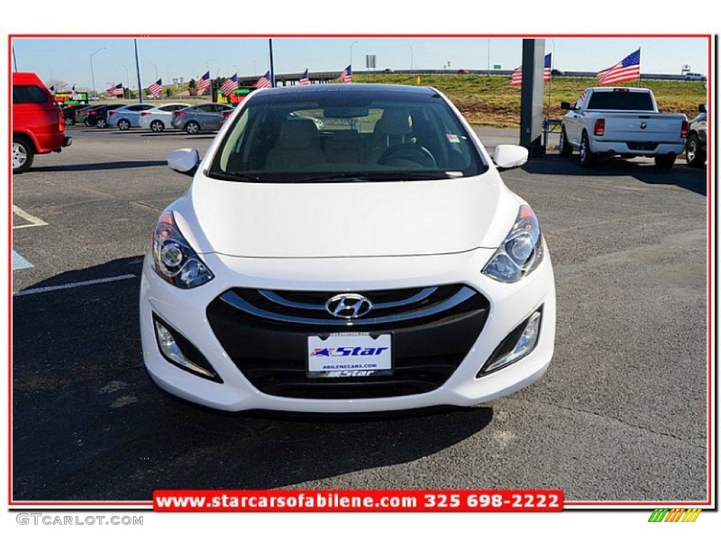 2013 Elantra GT - Monaco White / Beige photo #10
