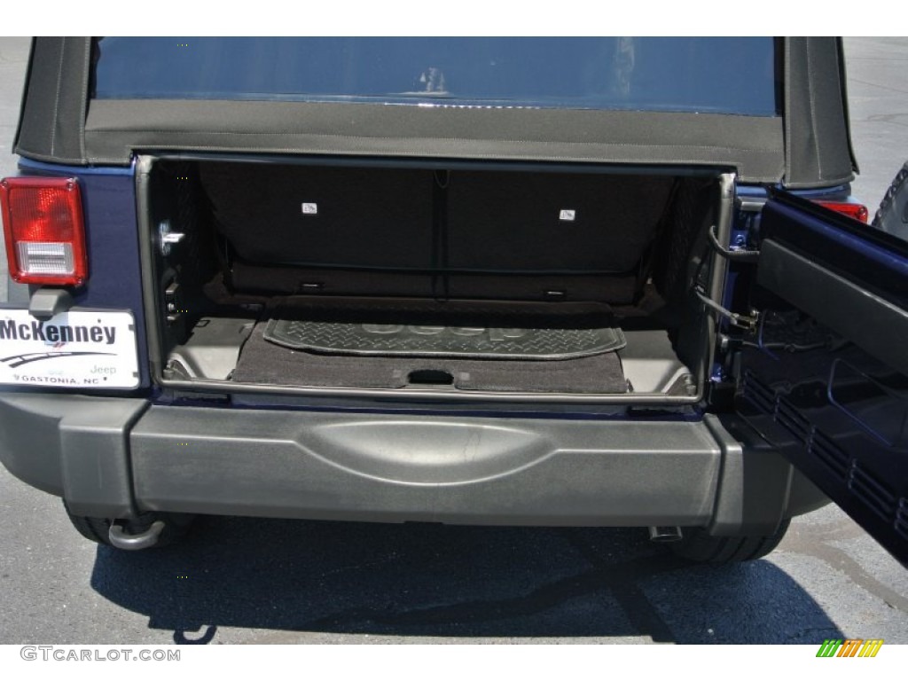 2013 Wrangler Sport S 4x4 - True Blue Pearl / Black photo #17