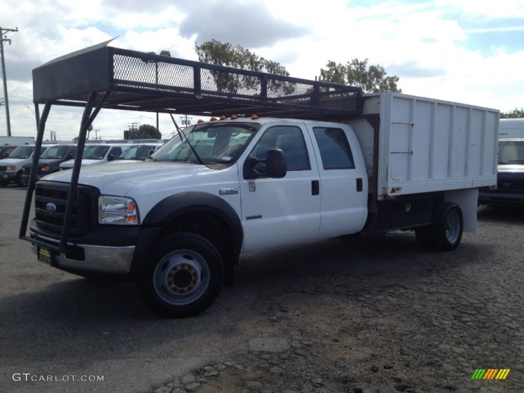 2007 F550 Super Duty XL Crew Cab Dump Truck - Oxford White / Medium Flint photo #2