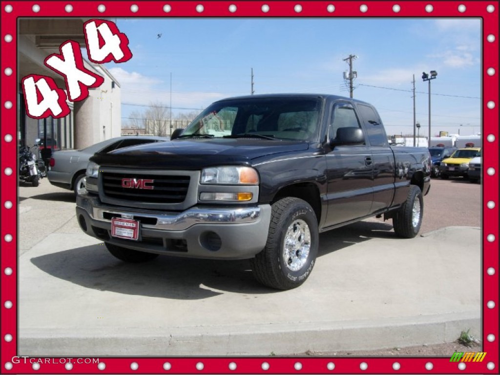 2004 Sierra 1500 SLE Extended Cab 4x4 - Carbon Metallic / Dark Pewter photo #1