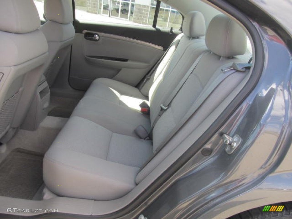 2009 Saturn Aura XE Rear Seat Photos