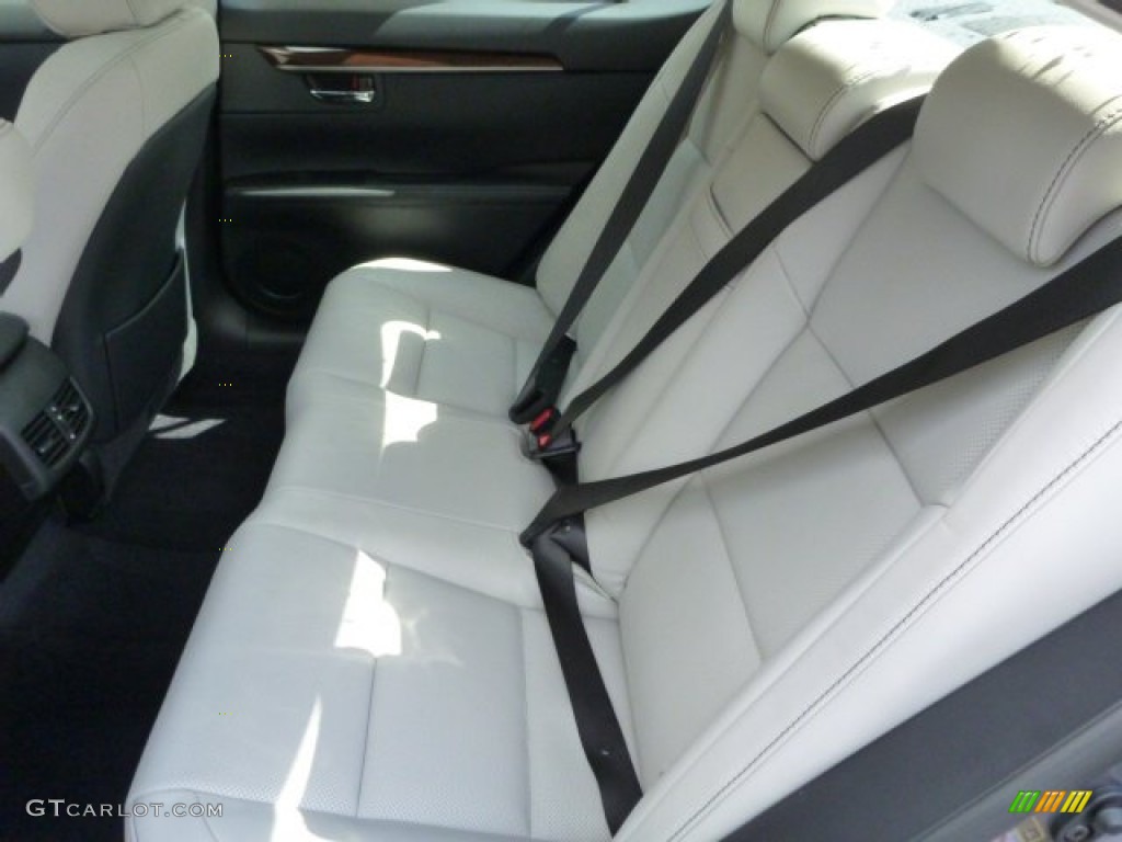 2013 Lexus ES 350 Rear Seat Photo #79201864