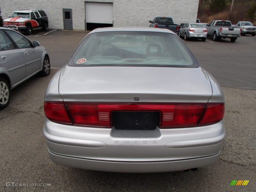2003 Regal LS - Sterling Silver Metallic / Medium Gray photo #5