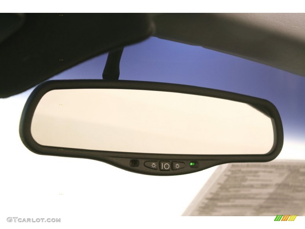 2001 Chevrolet Corvette Convertible Controls Photo #79204957