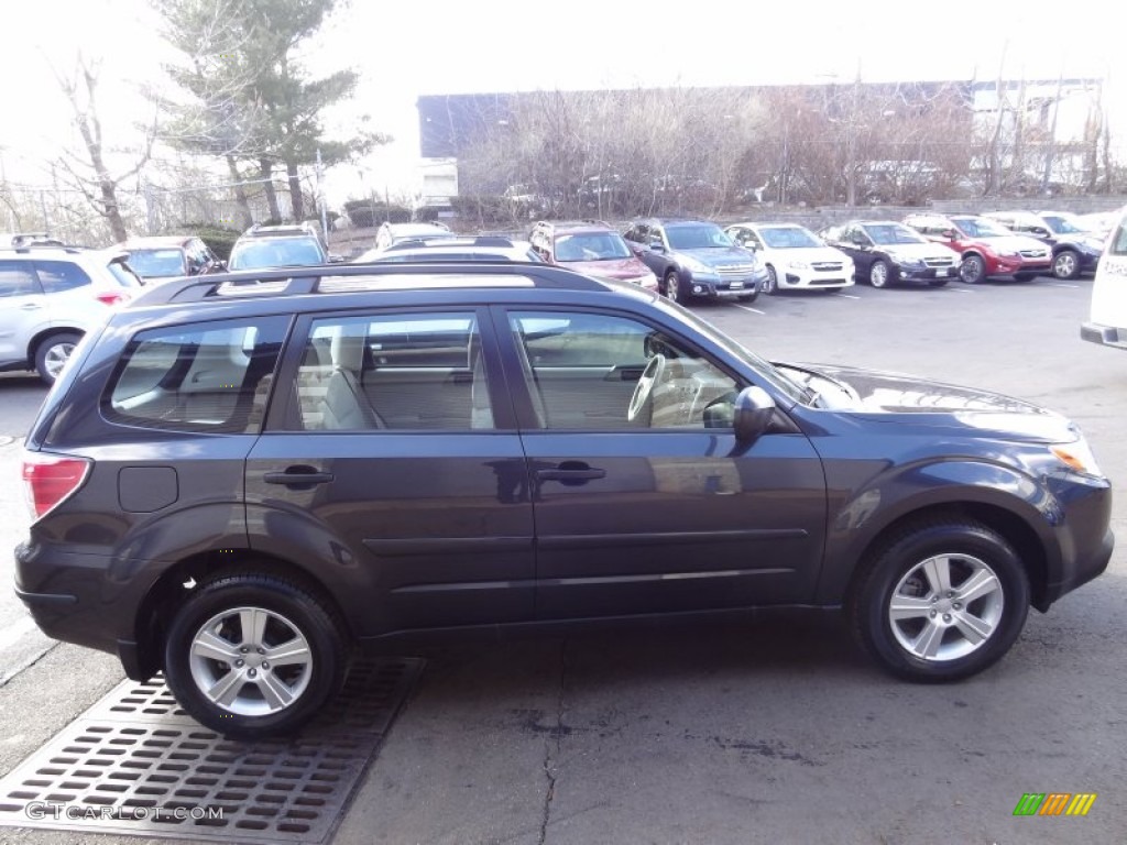 2013 Forester 2.5 X - Dark Gray Metallic / Platinum photo #9