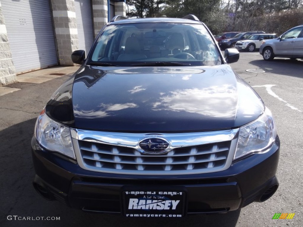 2013 Forester 2.5 X - Dark Gray Metallic / Platinum photo #12