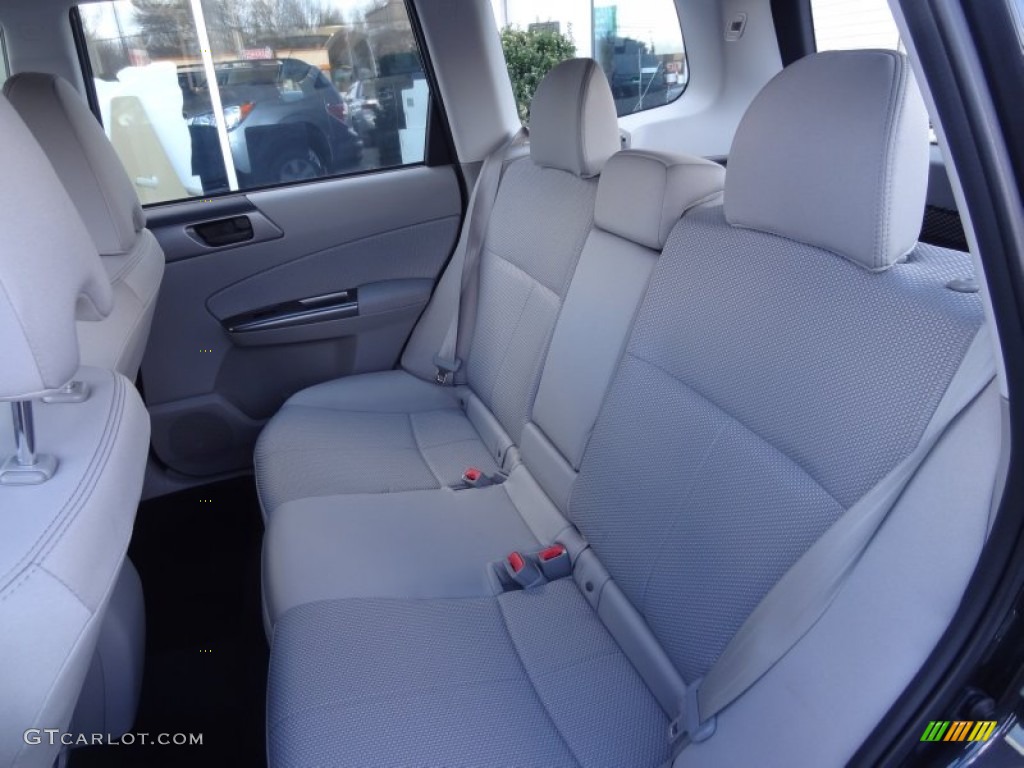2013 Forester 2.5 X - Dark Gray Metallic / Platinum photo #25