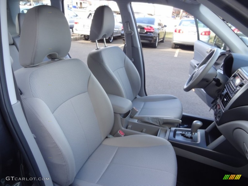 2013 Forester 2.5 X - Dark Gray Metallic / Platinum photo #29