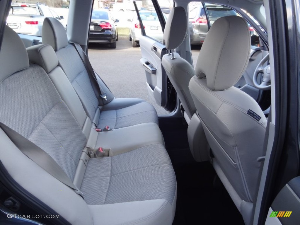 2013 Forester 2.5 X - Dark Gray Metallic / Platinum photo #30