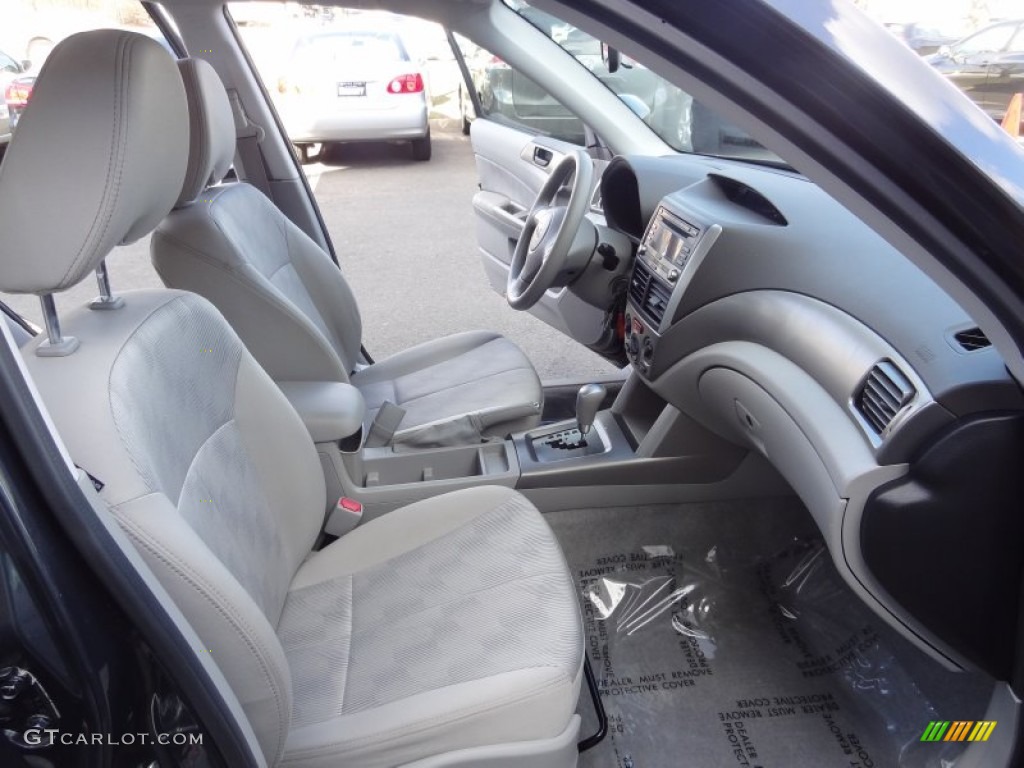 Platinum Interior 2010 Subaru Forester 2.5 X Photo #79207802