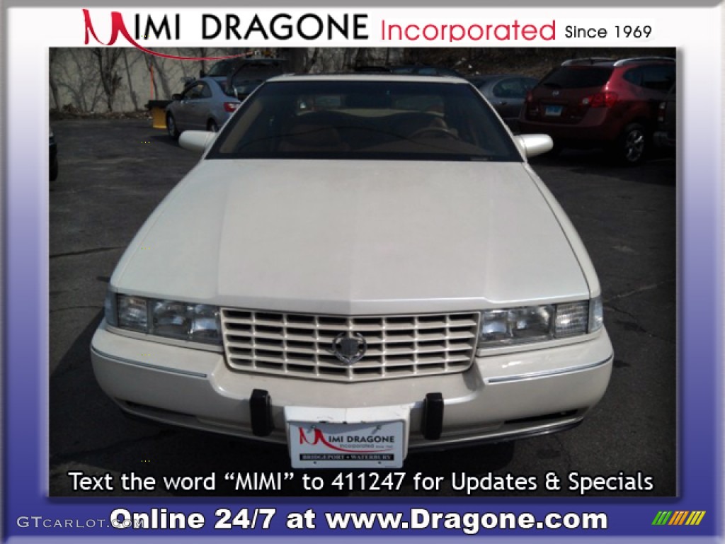 1995 Seville STS - White Diamond / Cashmere photo #2
