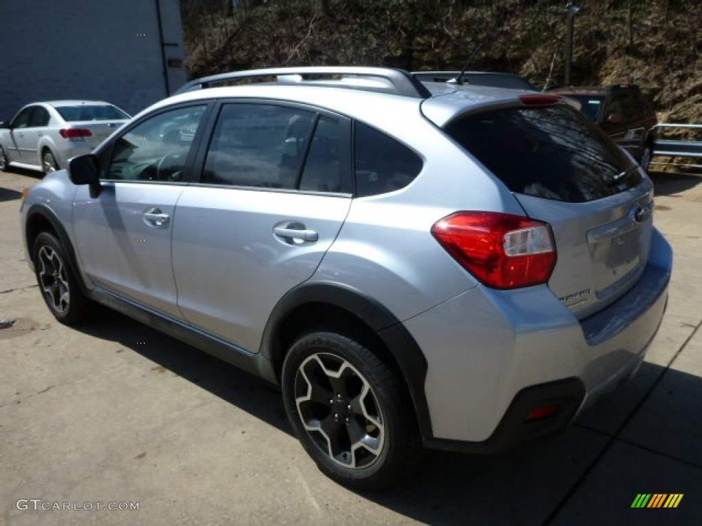 2013 XV Crosstrek 2.0 Premium - Ice Silver Metallic / Black photo #2