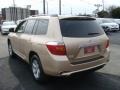 Sandy Beach Metallic - Highlander V6 4WD Photo No. 4