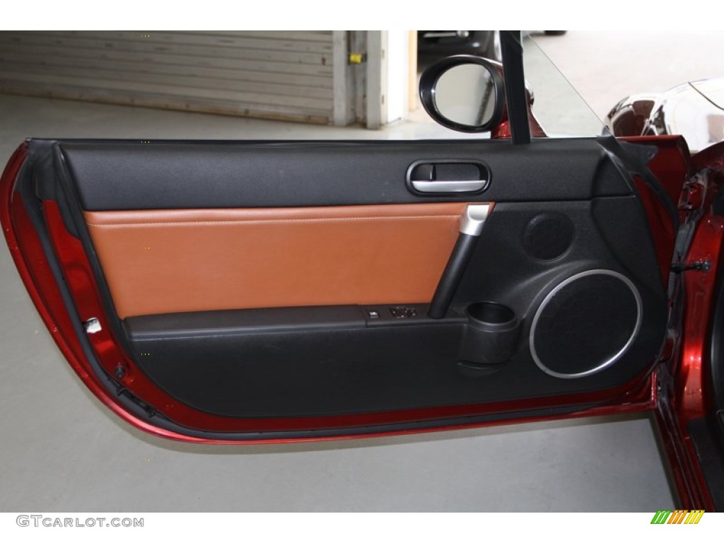 2008 Mazda MX-5 Miata Grand Touring Hardtop Roadster Saddle Brown Door Panel Photo #79210885