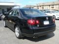 Black Uni - Jetta SE Sedan Photo No. 4