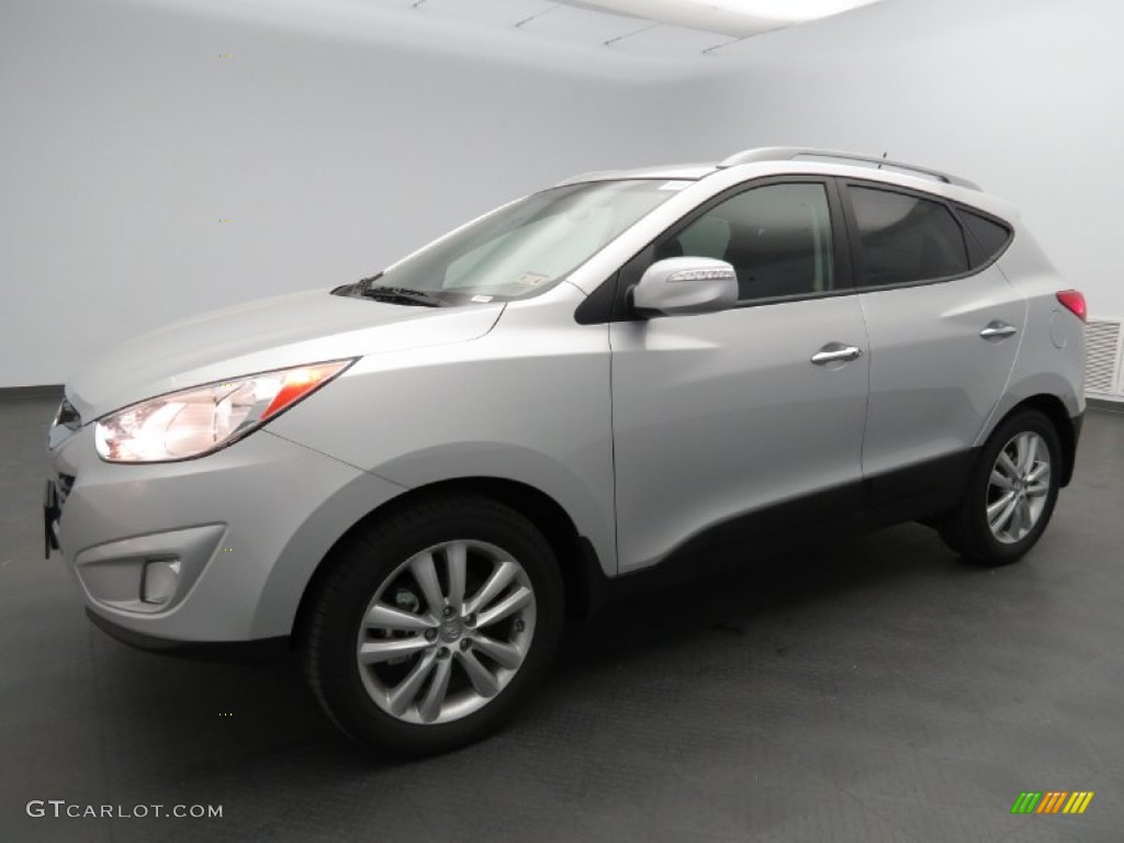 Diamond Silver Hyundai Tucson