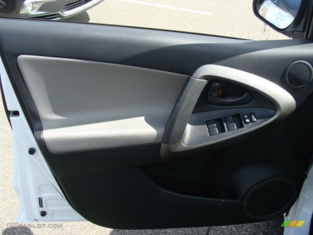 2010 RAV4 V6 4WD - Super White / Ash Gray photo #6