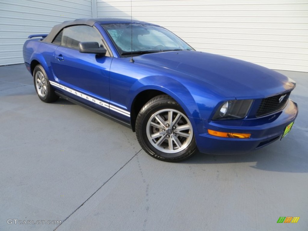 Sonic Blue Metallic 2005 Ford Mustang V6 Premium Convertible Exterior Photo #79223149