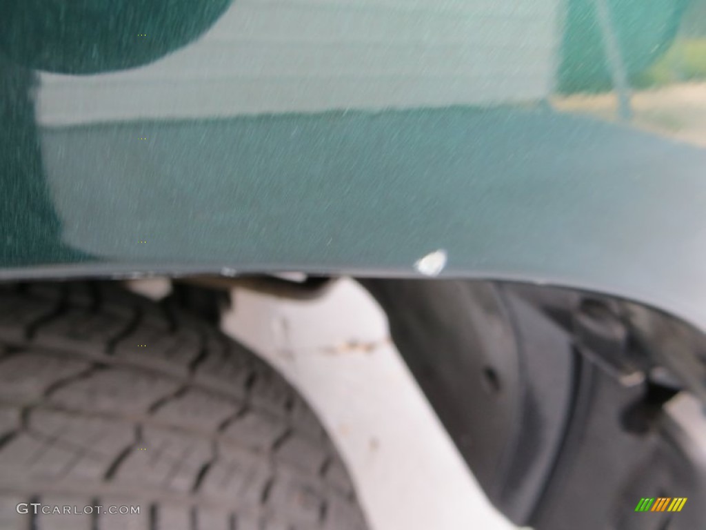 2004 Silverado 1500 LS Extended Cab - Dark Green Metallic / Dark Charcoal photo #16