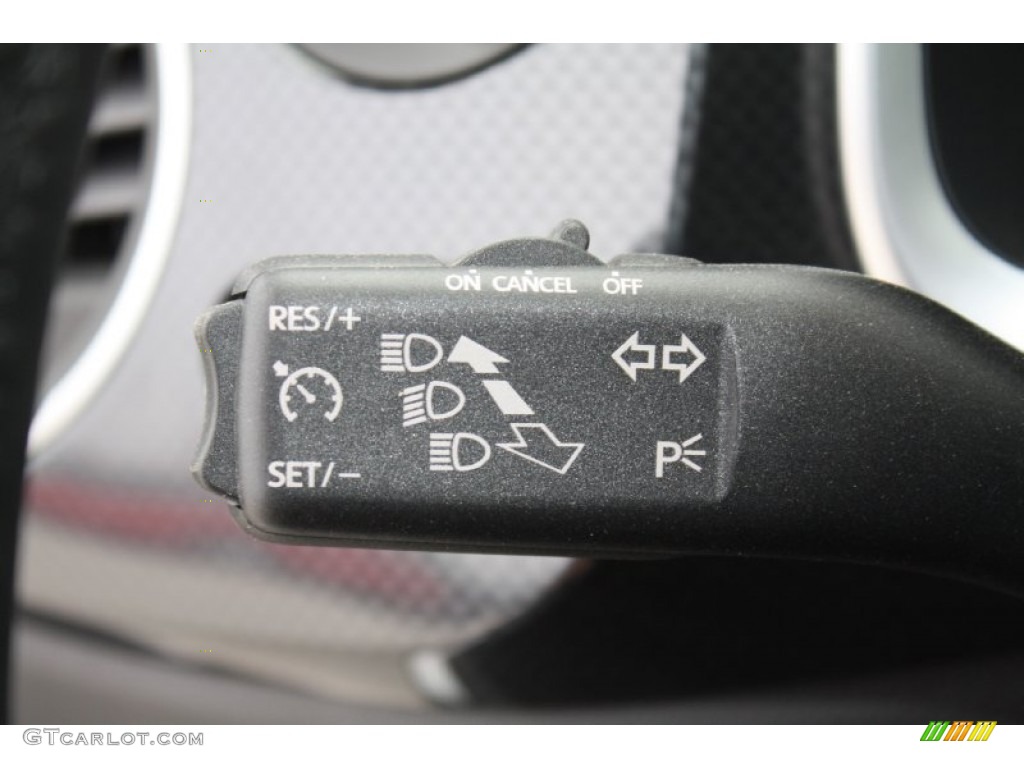 2013 Volkswagen Beetle Turbo Convertible Controls Photo #79225178