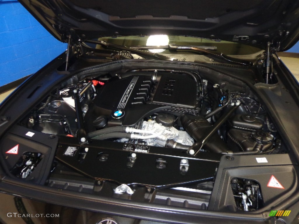 2012 BMW 5 Series 535i xDrive Sedan 3.0 Liter DI TwinPower Turbocharged DOHC 24-Valve VVT Inline 6 Cylinder Engine Photo #79226647