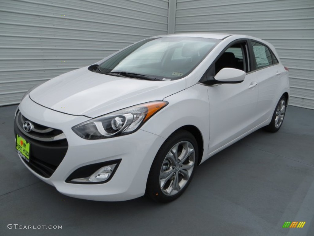 2013 Elantra GT - Monaco White / Black photo #9