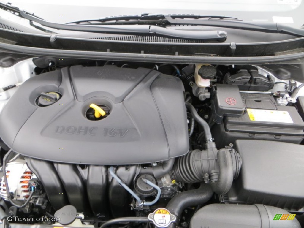 2013 Elantra GT - Monaco White / Black photo #17