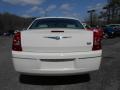 Cool Vanilla White - 300 Touring Photo No. 6