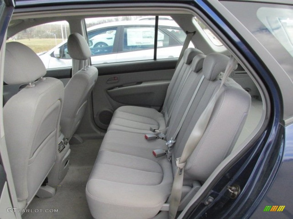 Gray Interior 2007 Kia Rondo LX Photo #79227754