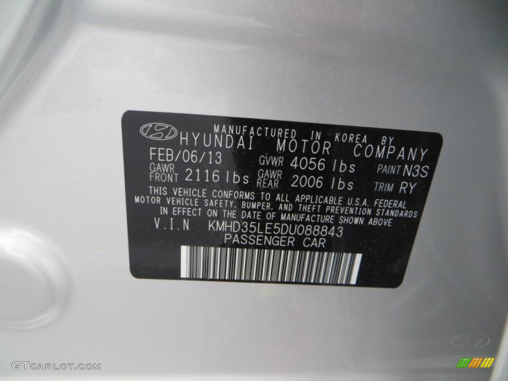 2013 Elantra GT - Shimmering Air Silver / Black photo #33
