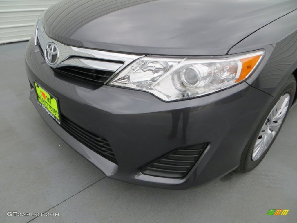 2013 Camry LE - Magnetic Gray Metallic / Ash photo #12