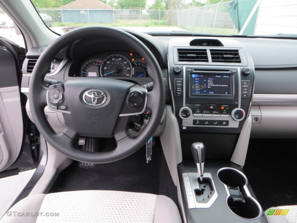 2013 Camry LE - Magnetic Gray Metallic / Ash photo #24