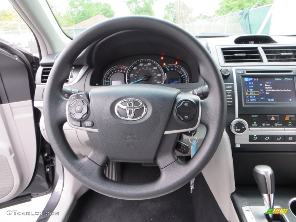 2013 Camry LE - Magnetic Gray Metallic / Ash photo #27