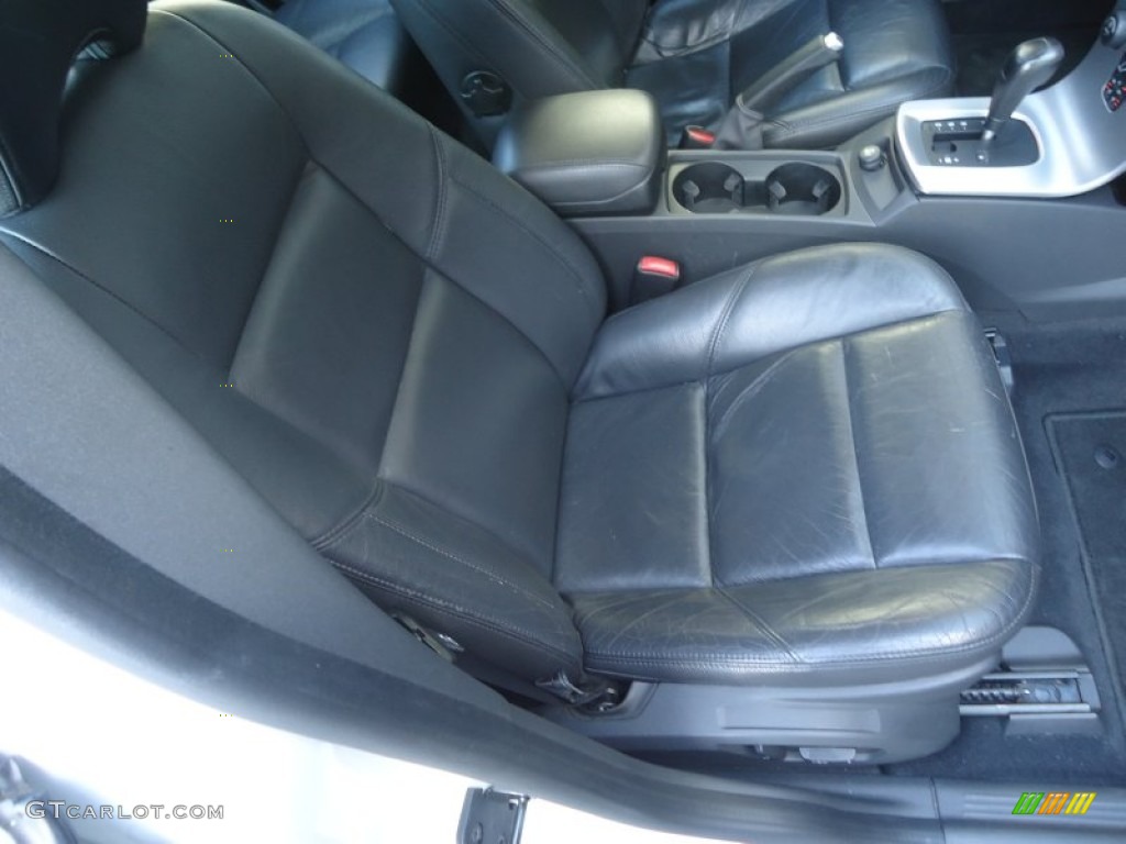 2005 V50 T5 AWD - Ice White / Off-Black photo #14