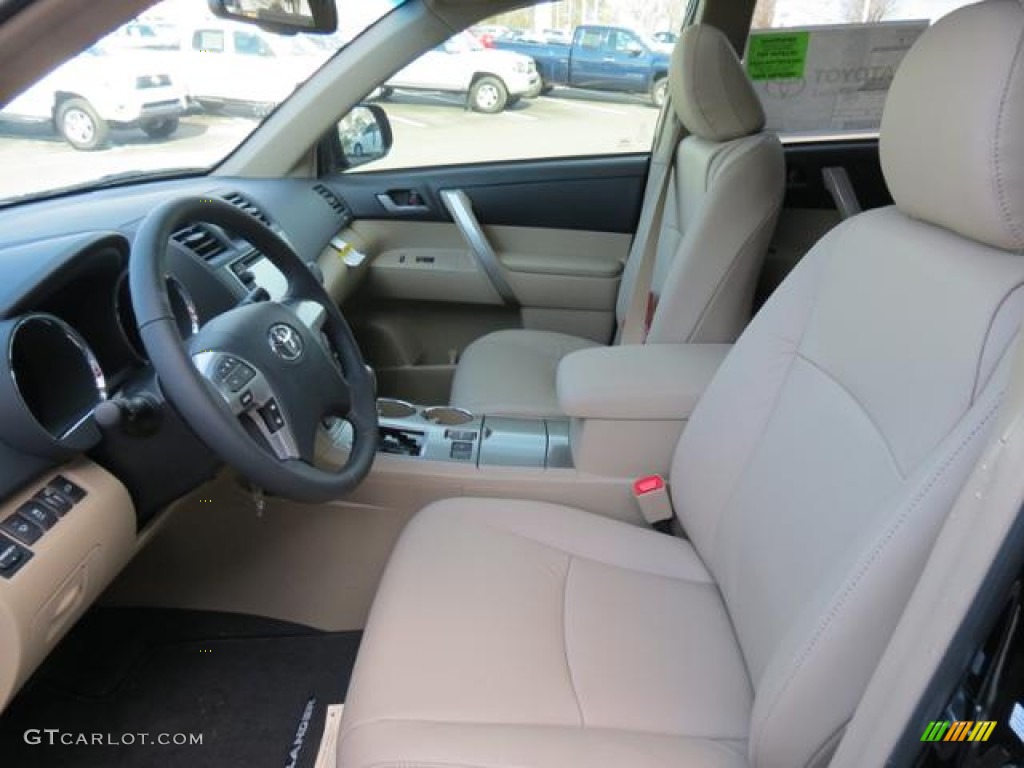 Sand Beige Interior 2013 Toyota Highlander SE Photo #79231636