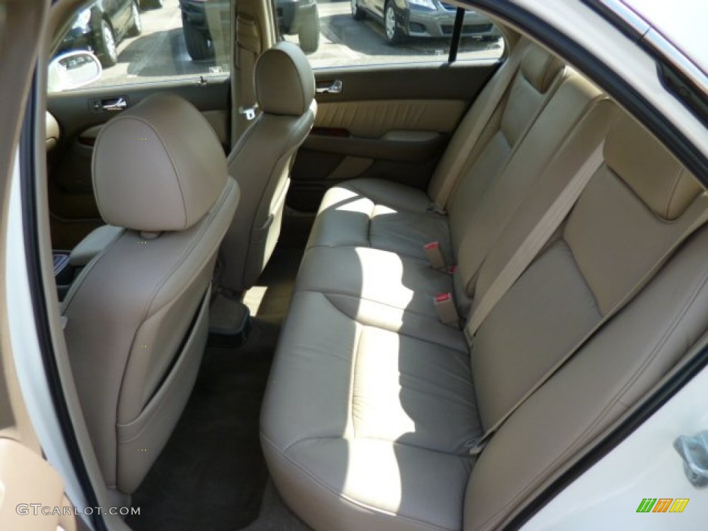 2002 Acura RL 3.5 Sedan Rear Seat Photo #79232194