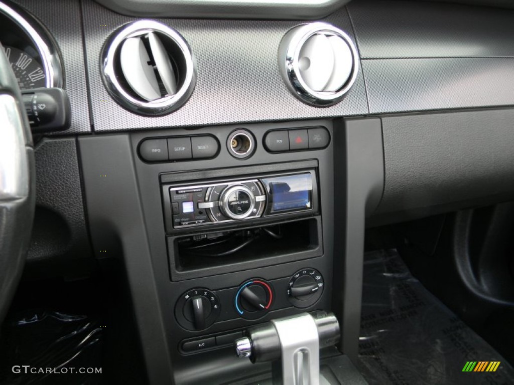 2006 Mustang GT Premium Convertible - Redfire Metallic / Dark Charcoal photo #24