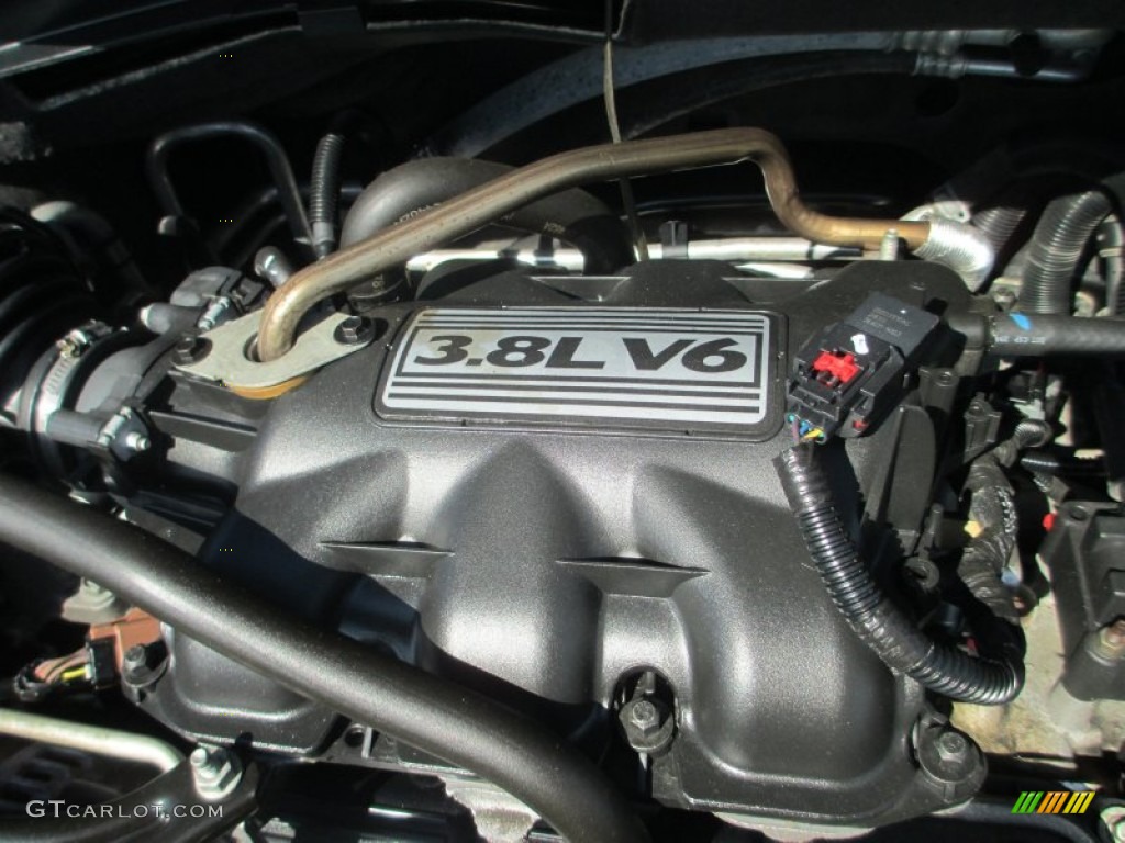 2010 Chrysler Town & Country Touring 3.8 Liter OHV 12-Valve V6 Engine Photo #79234987