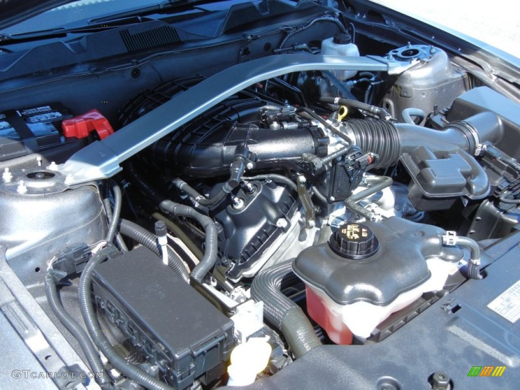 2013 Ford Mustang V6 Premium Convertible 3.7 Liter DOHC 24-Valve Ti-VCT V6 Engine Photo #79236181
