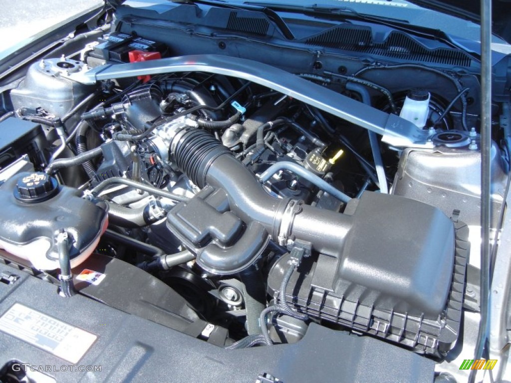 2013 Ford Mustang V6 Premium Convertible 3.7 Liter DOHC 24-Valve Ti-VCT V6 Engine Photo #79236206