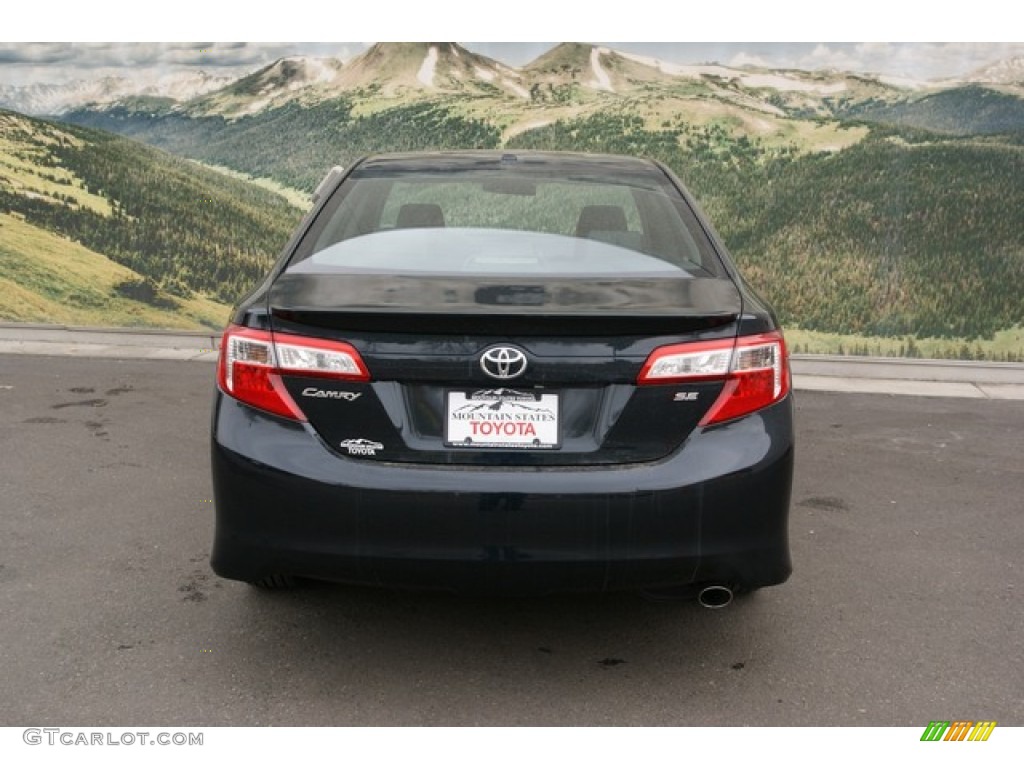 2013 Camry SE - Cosmic Gray Metallic / Black photo #3
