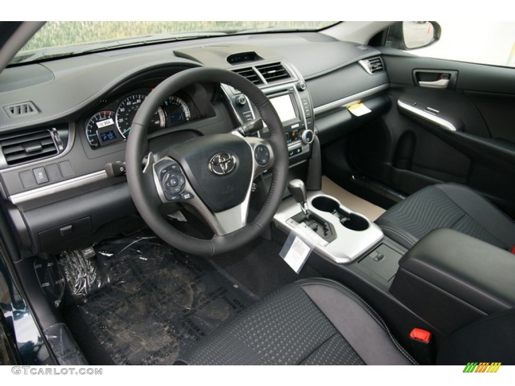 2013 Camry SE - Cosmic Gray Metallic / Black photo #4