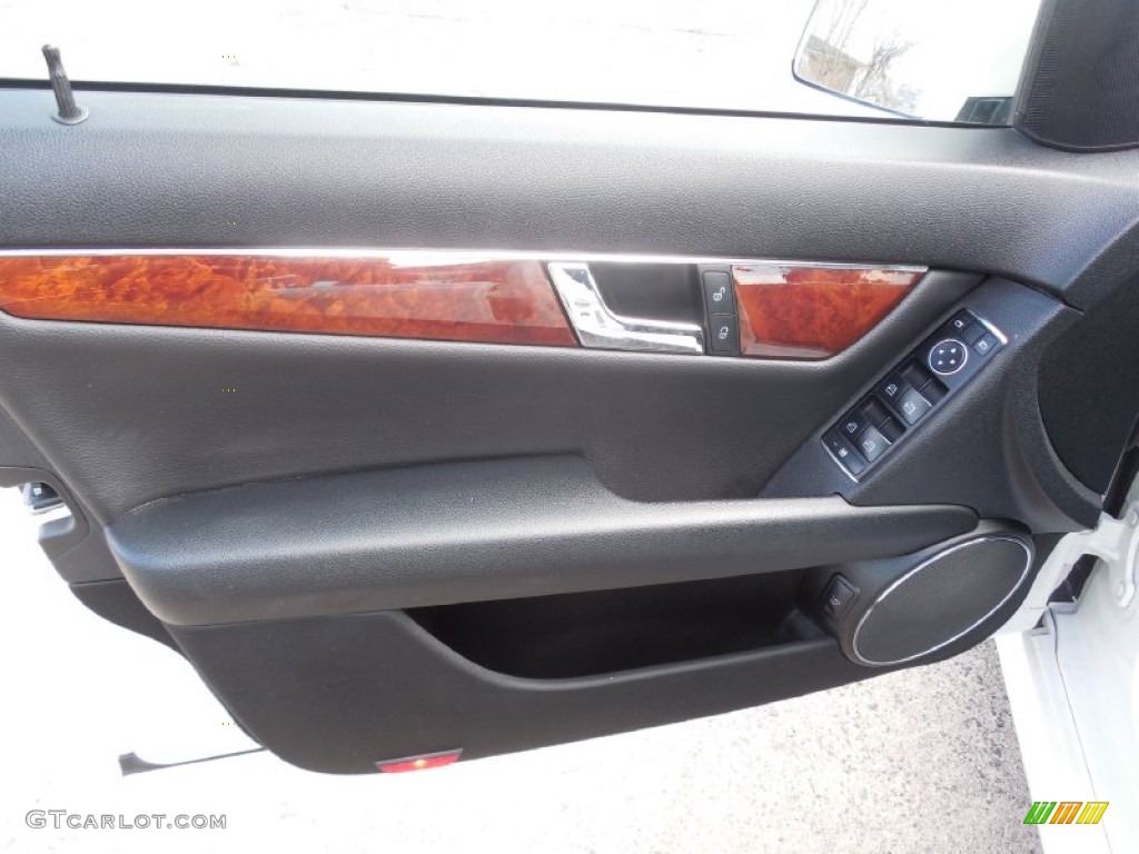 2011 C 300 Sport 4Matic - Arctic White / Black photo #8